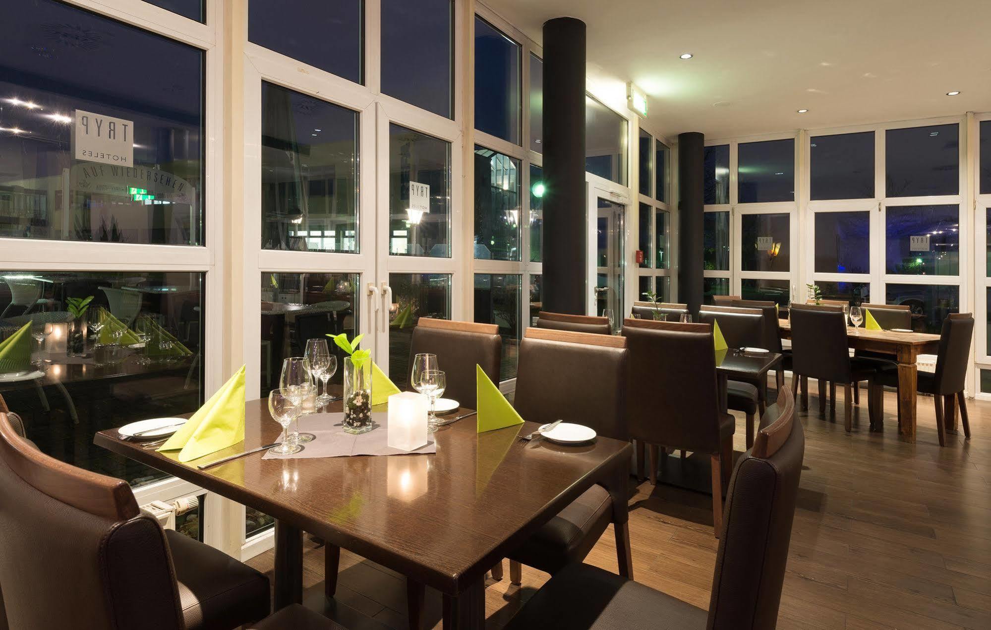 Hotel Courtyard By Marriott